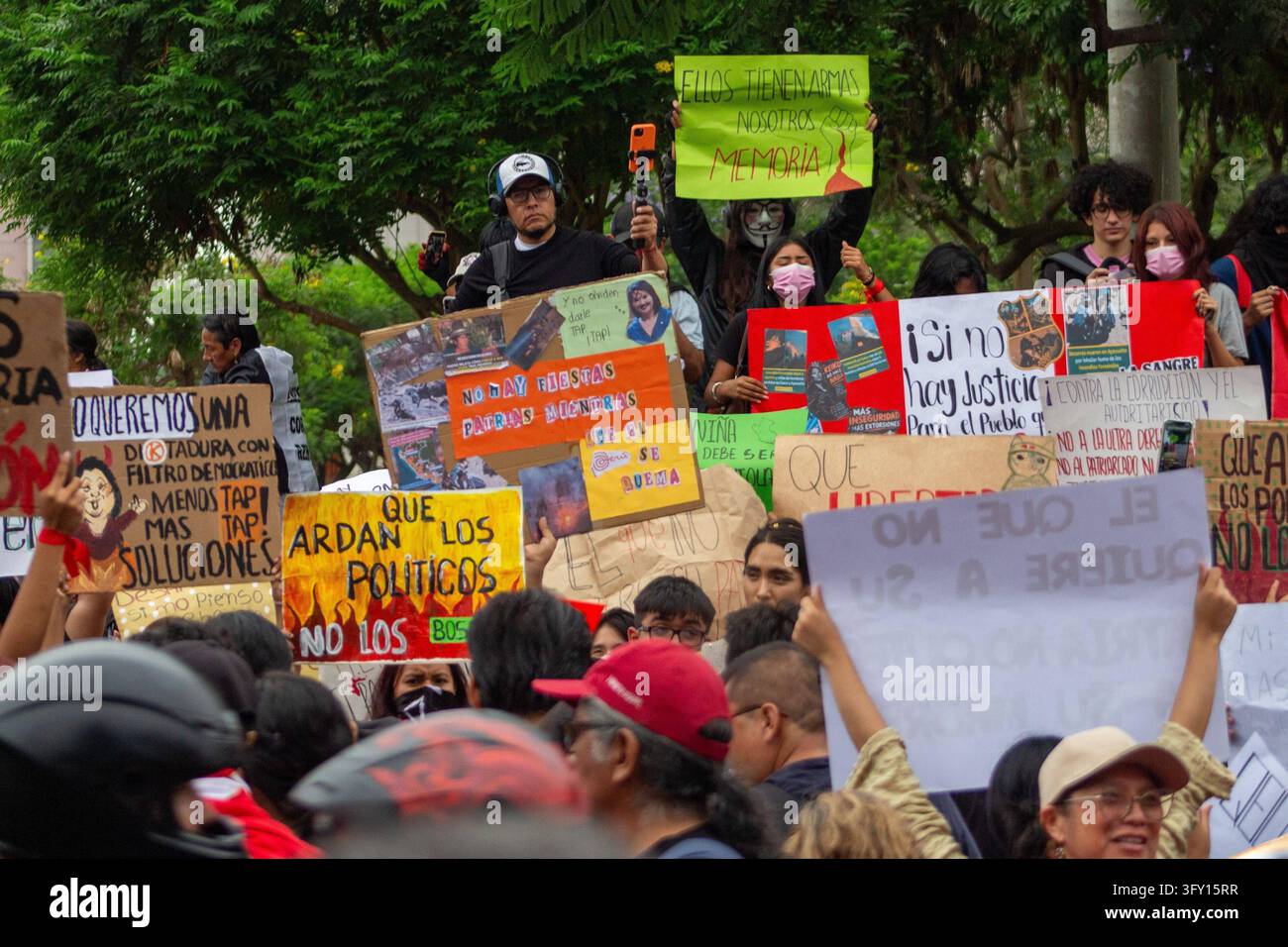 Peruvian Protest Lima Gen Z protests insecurity LIMA, PERU - OCTOBER 24, 2026: Citizens ...