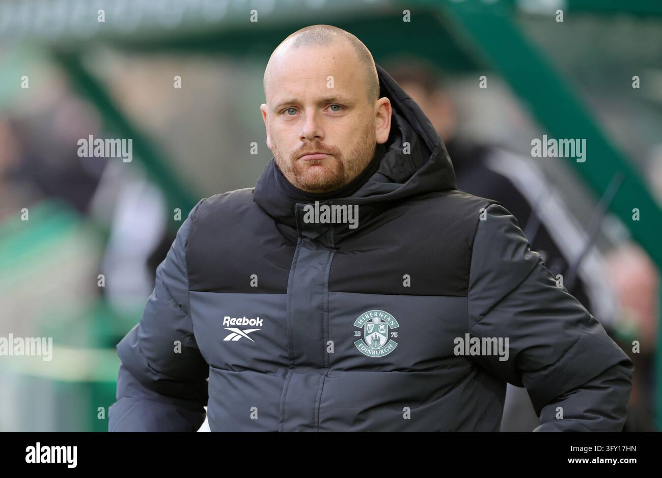 Hibernian manager Marink Reedijk before the William Hill Premiership ...