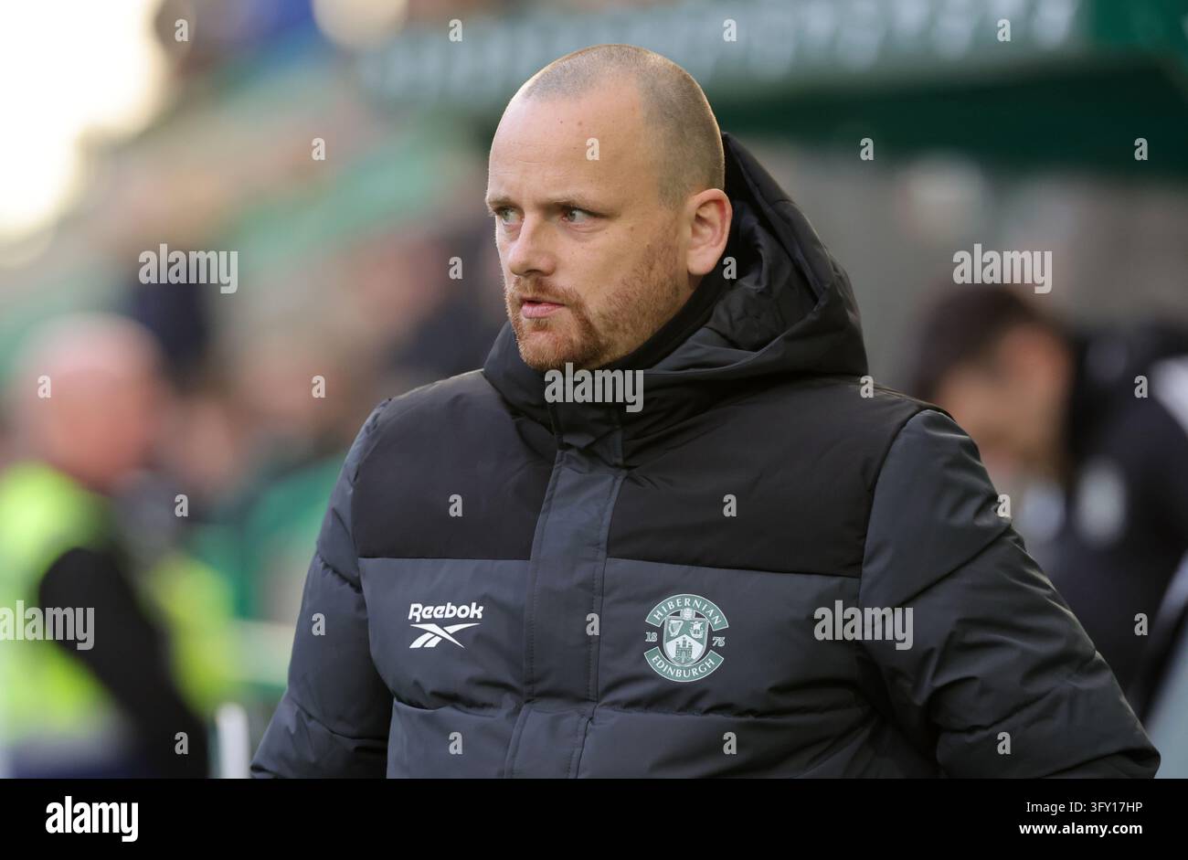 Hibernian manager Marink Reedijk before the William Hill Premiership ...