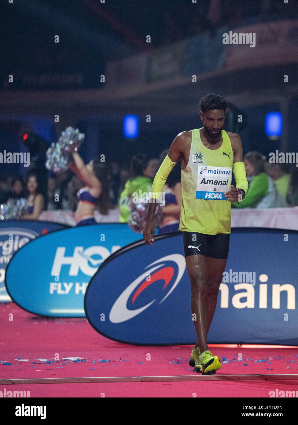 Running Finish Line Vector 25 October 2026, Hesse, Frankfurt am Main: Track and Field: Marathon ...