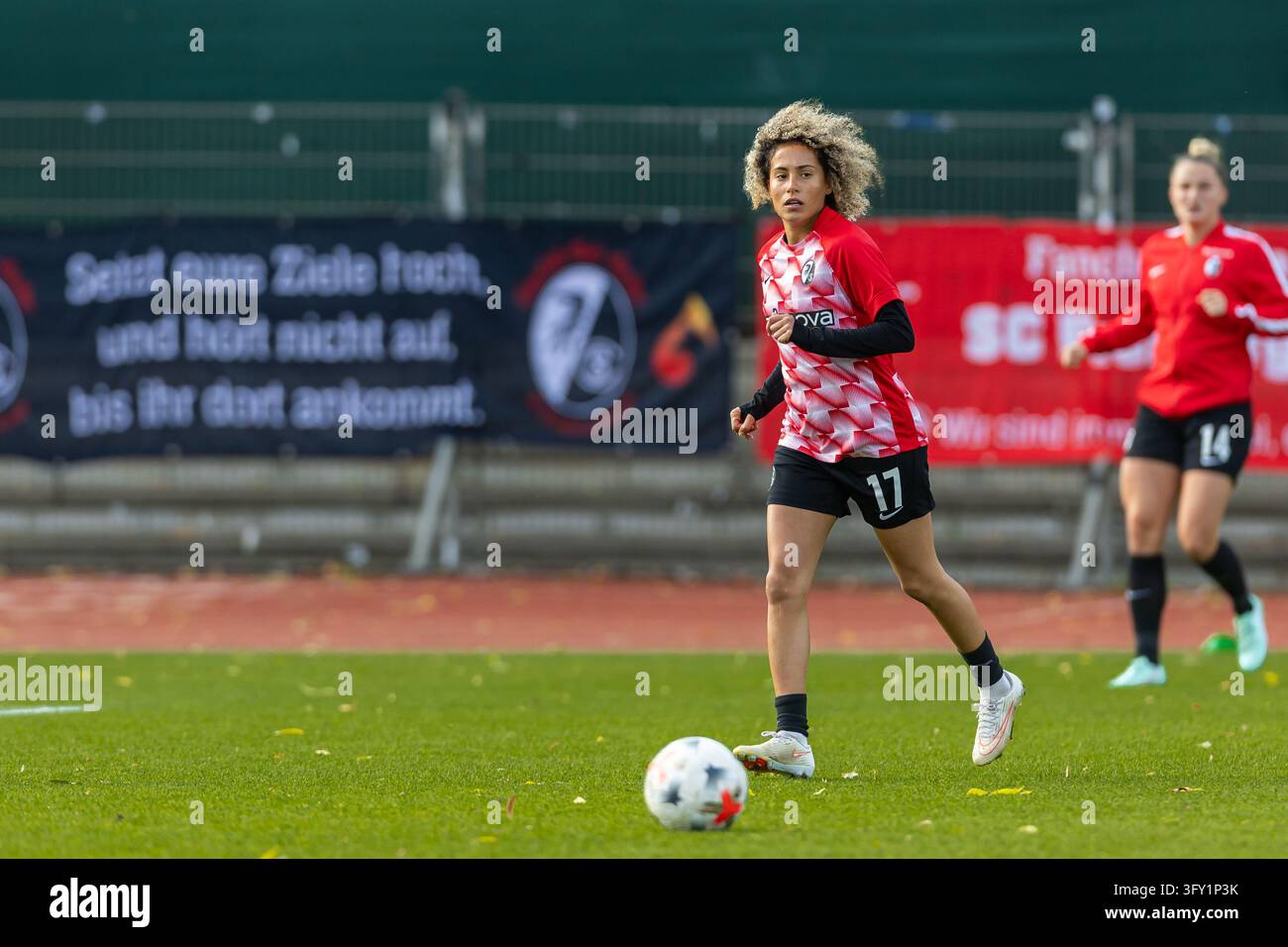 Bremen, Germany - 25.10.2026: Amira Arfaoui (Sport-Club Freiburg) beim ...
