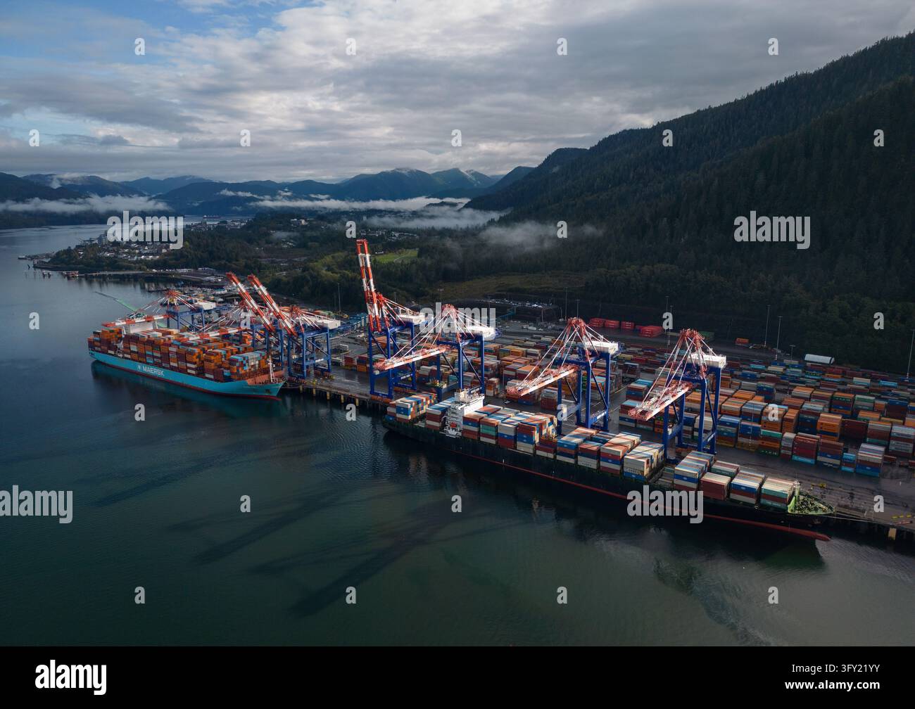The Bellavia, right, and Maersk Lima container ships are seen in an ...