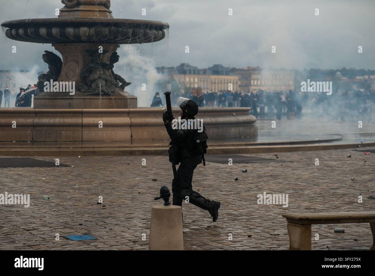 Clashes During The Yellow Vests Protest - Act II - A riot police ...