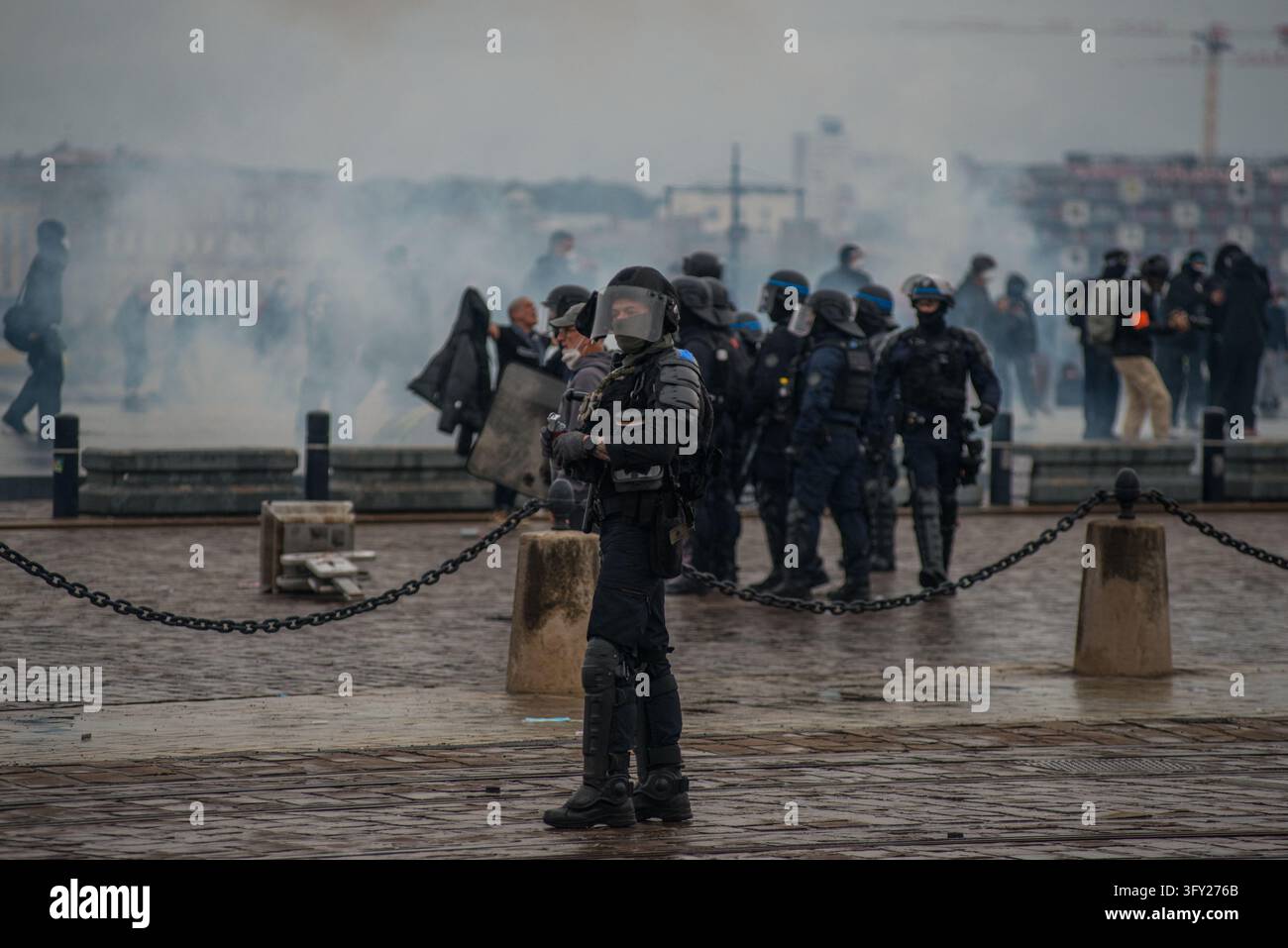 Clashes During The Yellow Vests Protest - Act II - A riot police ...