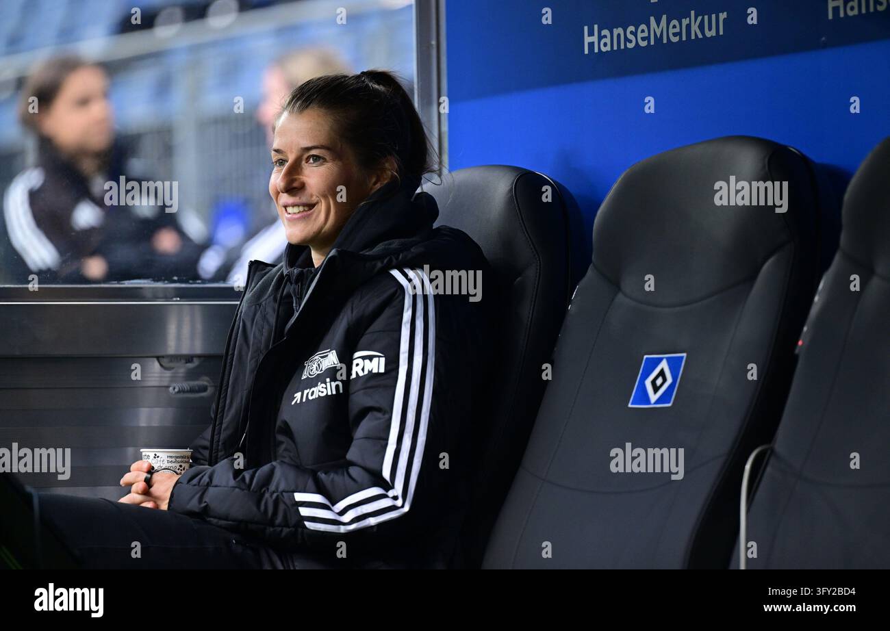 Trainerin Marie-Louise Eta (Union) Hamburg, 25.10.2026, Fussball ...