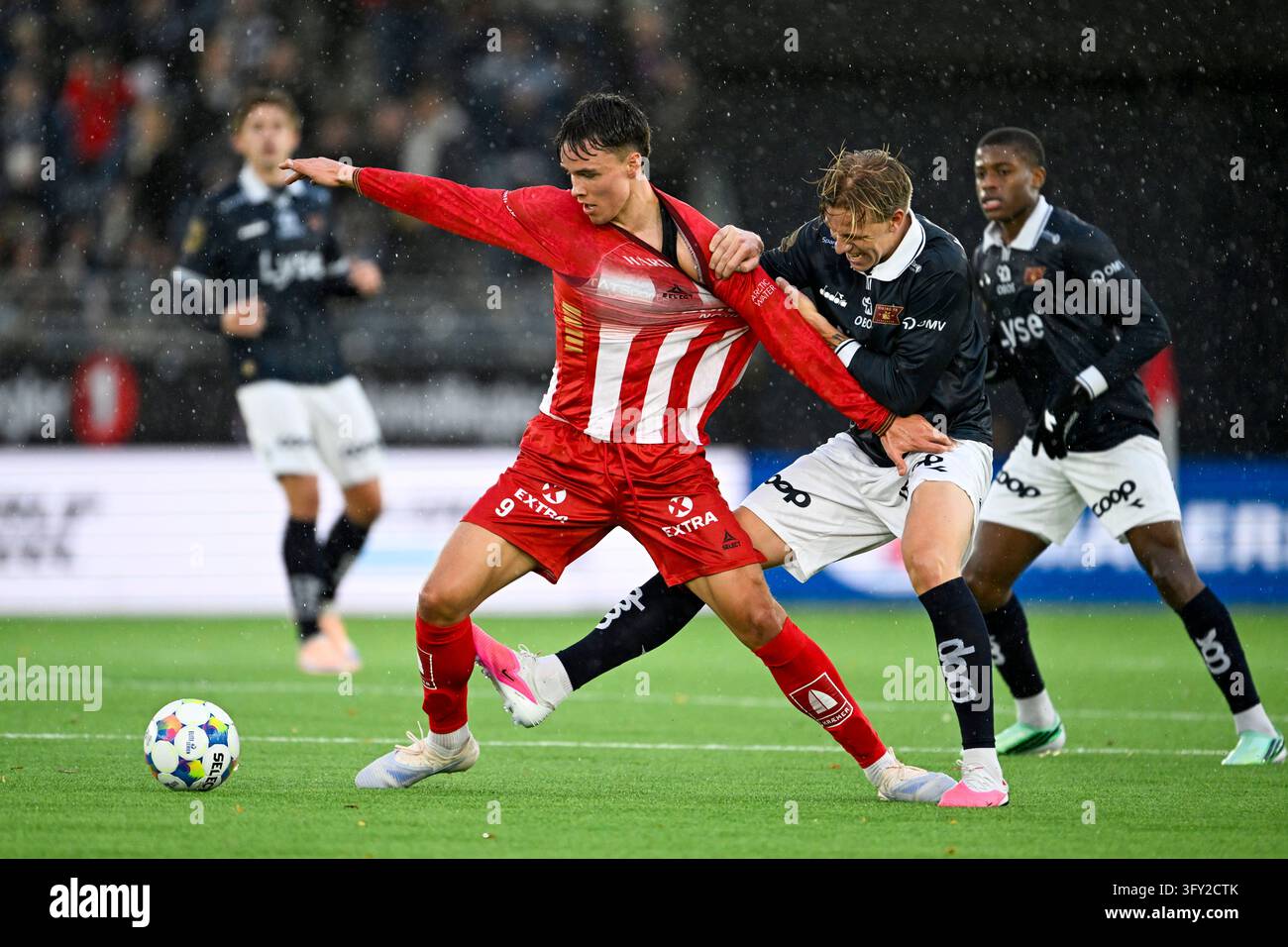 Stavanger 20261025. Tromsø's Daniel Braut and Vikings' Jesper Daland ...