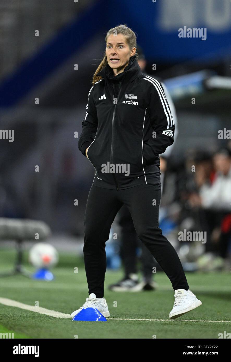 Trainerin Marie-Louise Eta (Union) Hamburg, 25.10.2026, Fussball ...