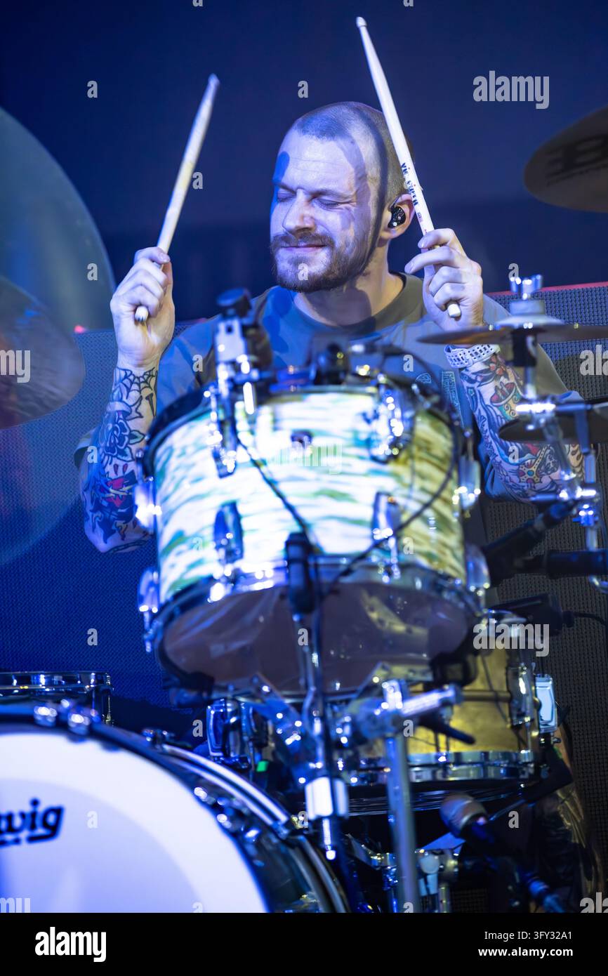Simple Communiations Plan Image Milan Italy. 24th oct 2026. The Welsh pop-punk band NECK DEEP performs ...