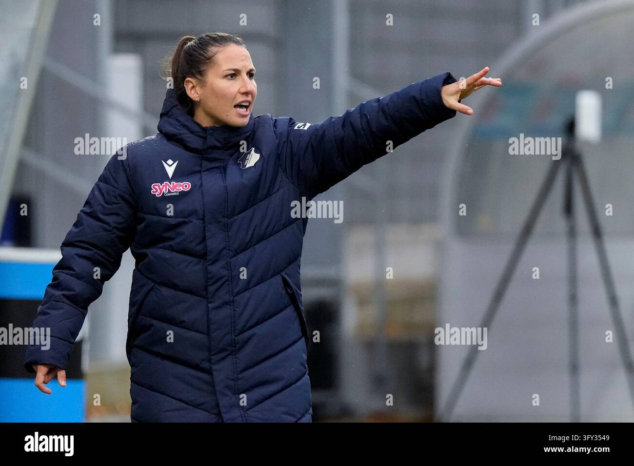 Eva-Maria Virsinger (Head Coach, TSG), gives instructions, gestures ...