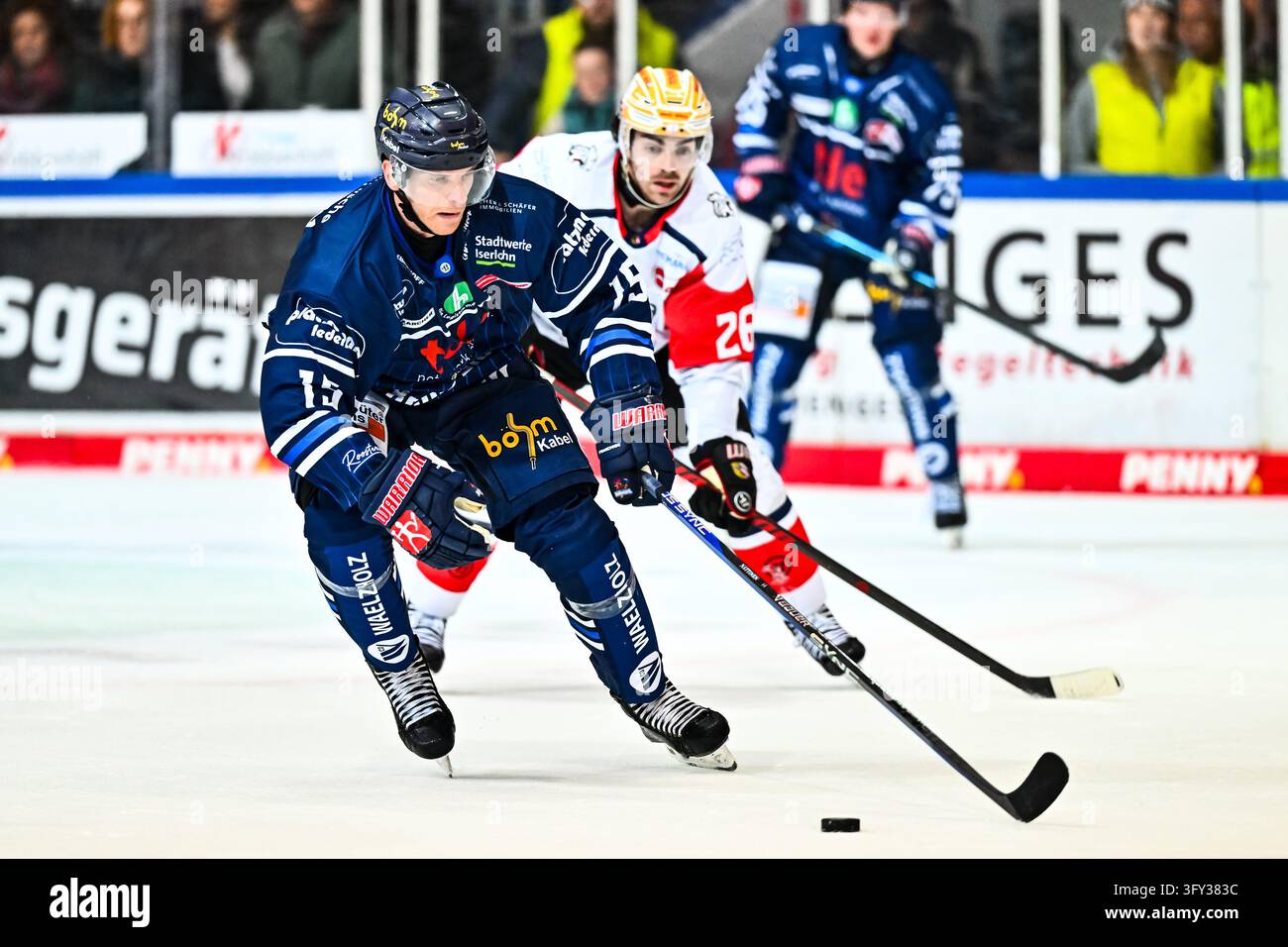 Open Cates Joonas Nättinen (Iserlohn Roosters, #15) Jackson Cates (Nuernberg Ice ...