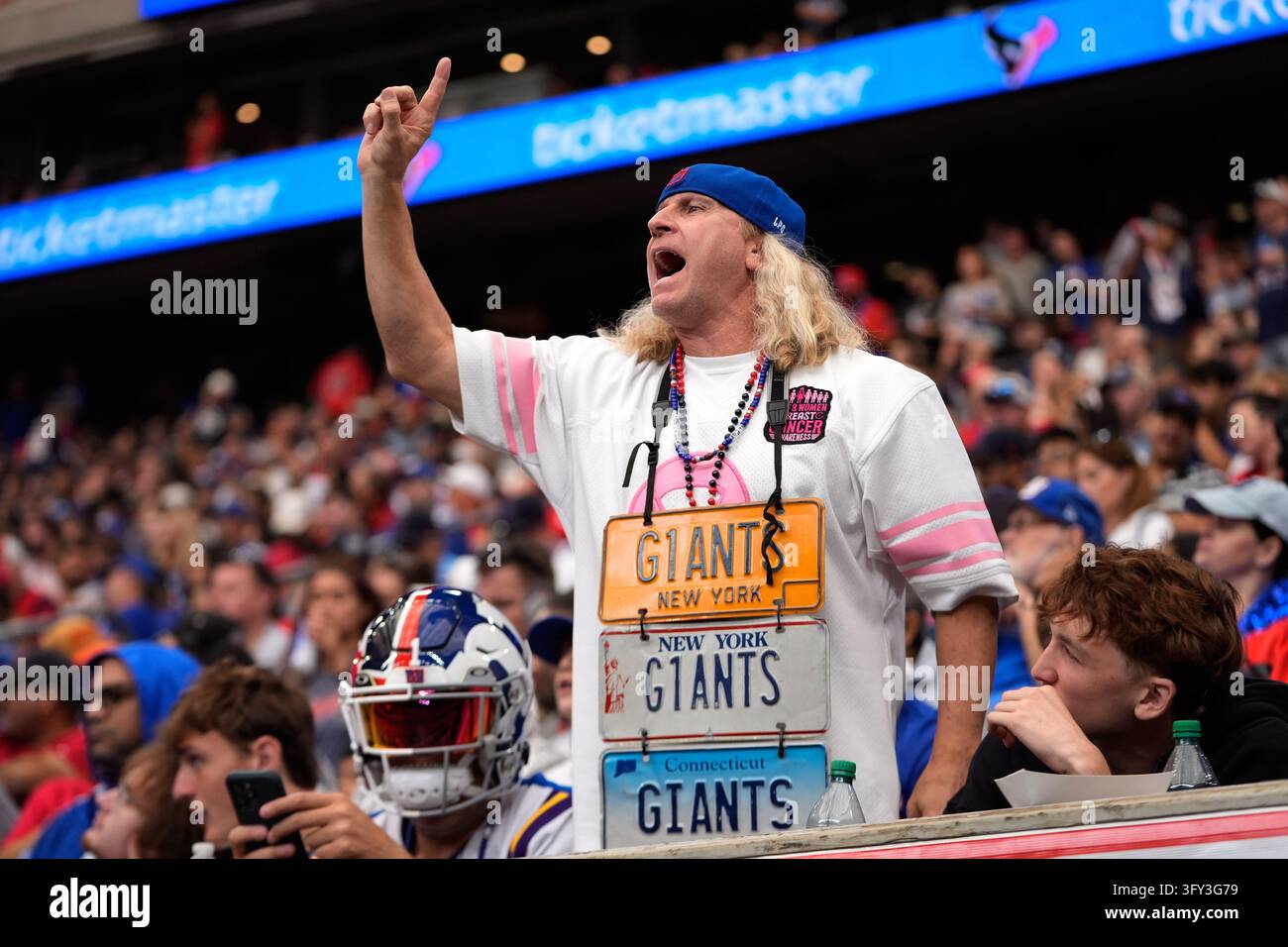 Cheer Chant Vector A New York Giants fan cheers during the first half of an NFL football ...