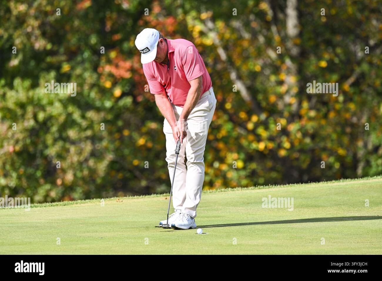 ST. LOUIS , MO - OCTOBER 25: Jamie Donaldson of Wales sinks his put on ...