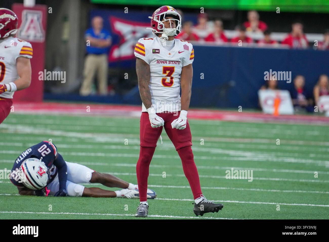Iowa State cornerback Seth Johnson (3) flexes after hitting Arizona ...
