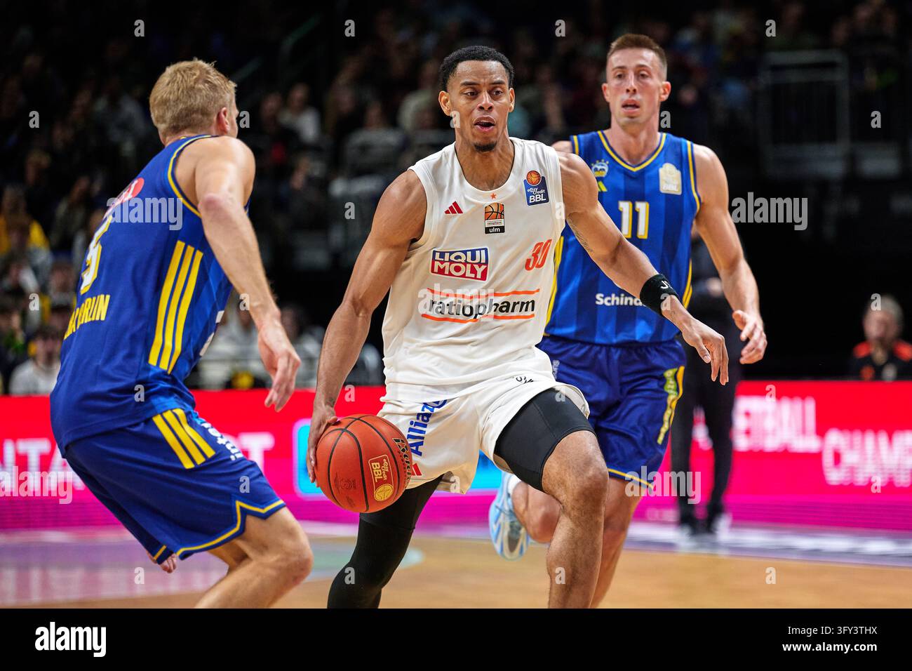 Jaylen Sims (Ratiopharm Ulm, #30), Joe Wieskamp (ALBA BERLIN, #11), Sam ...