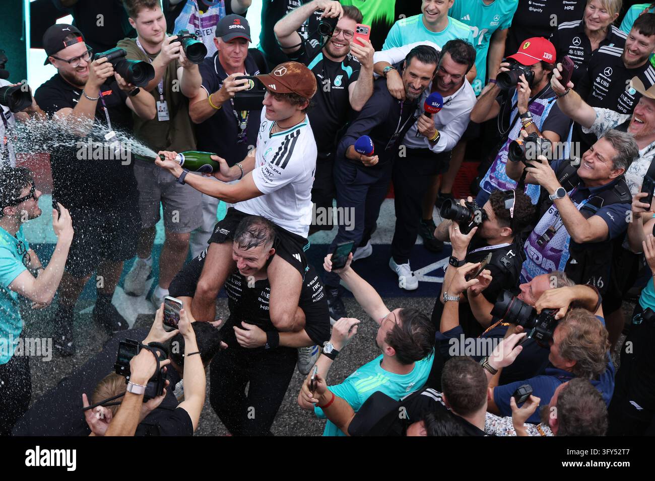 Race winner Andrea Kimi Antonelli (ITA) Mercedes AMG Formula One Team ...