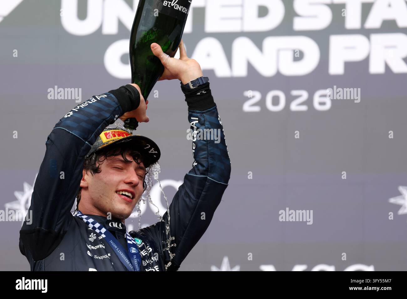 Race winner Andrea Kimi Antonelli (ITA) Mercedes AMG Formula One Team ...