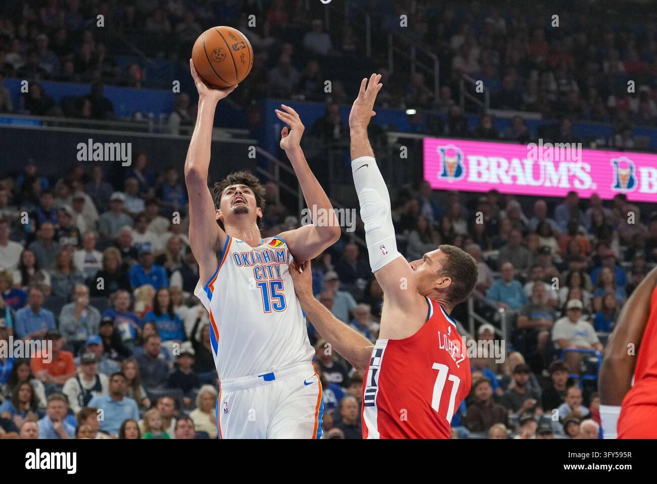 Brook Vector Oklahoma City Thunder center Aday Mara (15) looks to shoot over Los ...