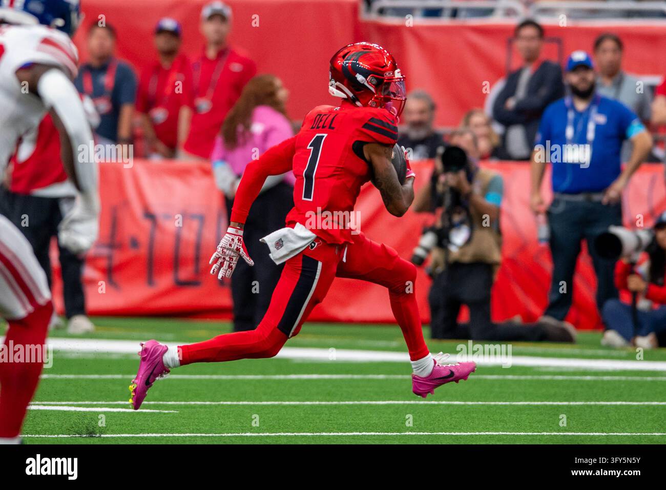 October 25, 2026: Houston Texans wide receiver Tank Dell (1) carries ...