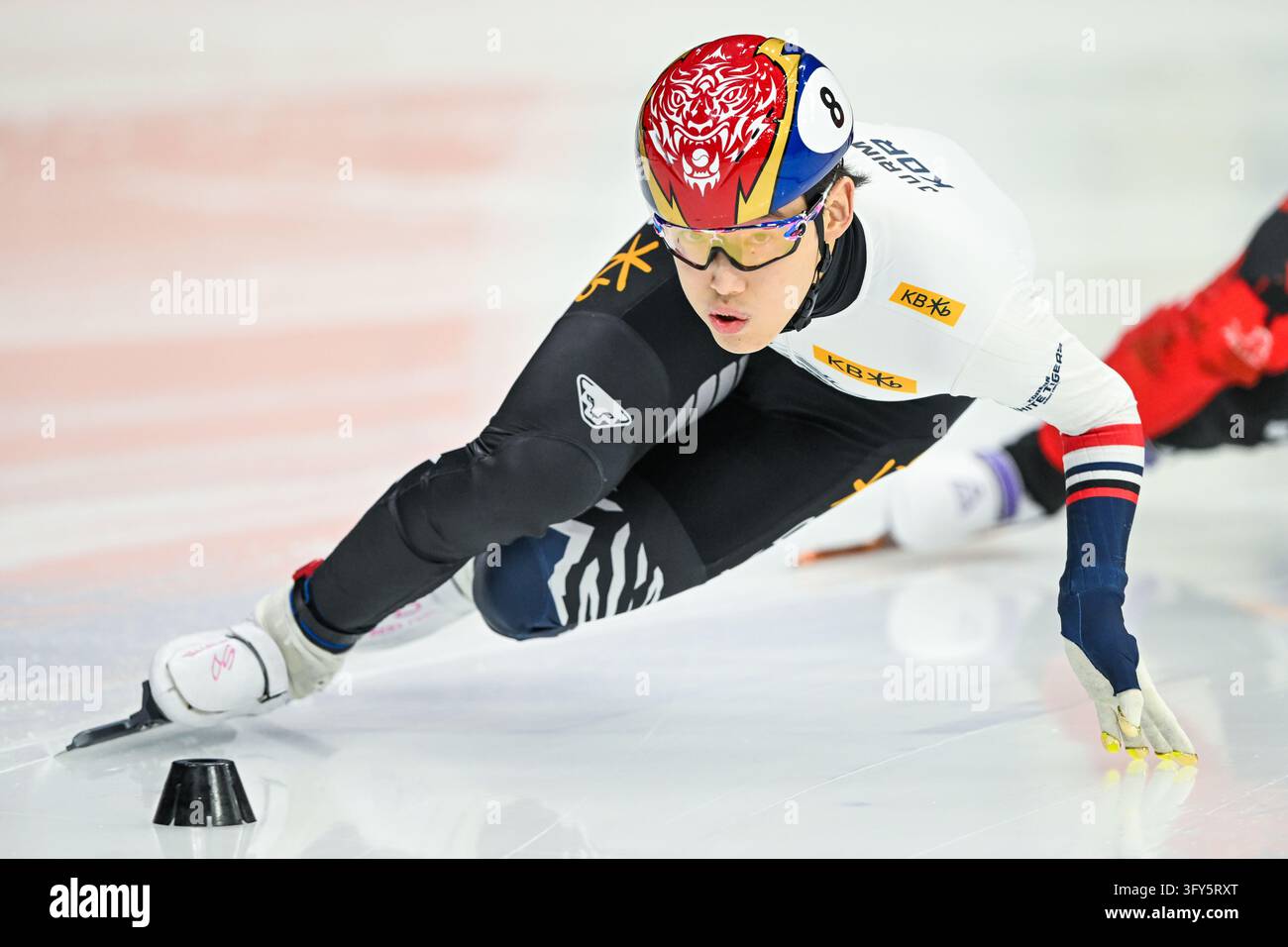 VANCOUVER, CAN - OCTOBER 25: Jongun Rim of South Korea during the World ...