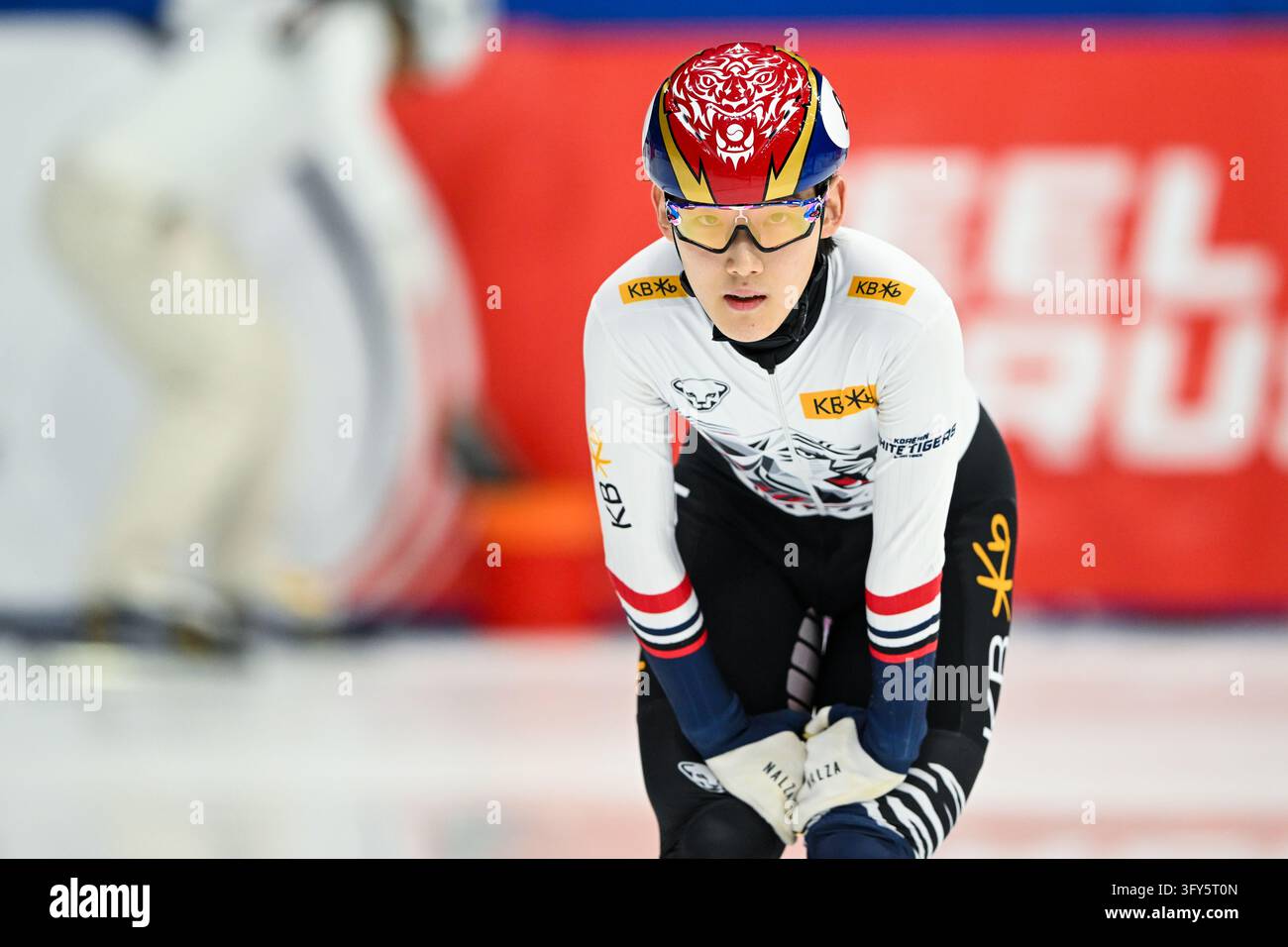VANCOUVER, CAN - OCTOBER 25: Jongun Rim of South Korea during the World ...