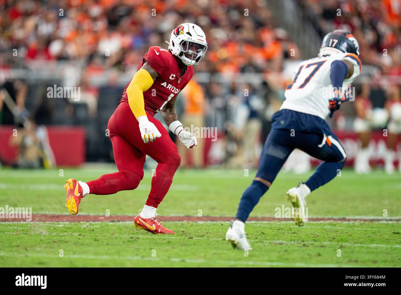 Sam Mack Model Arizona Cardinals linebacker Mack Wilson Sr. (1) chases down Denver ...