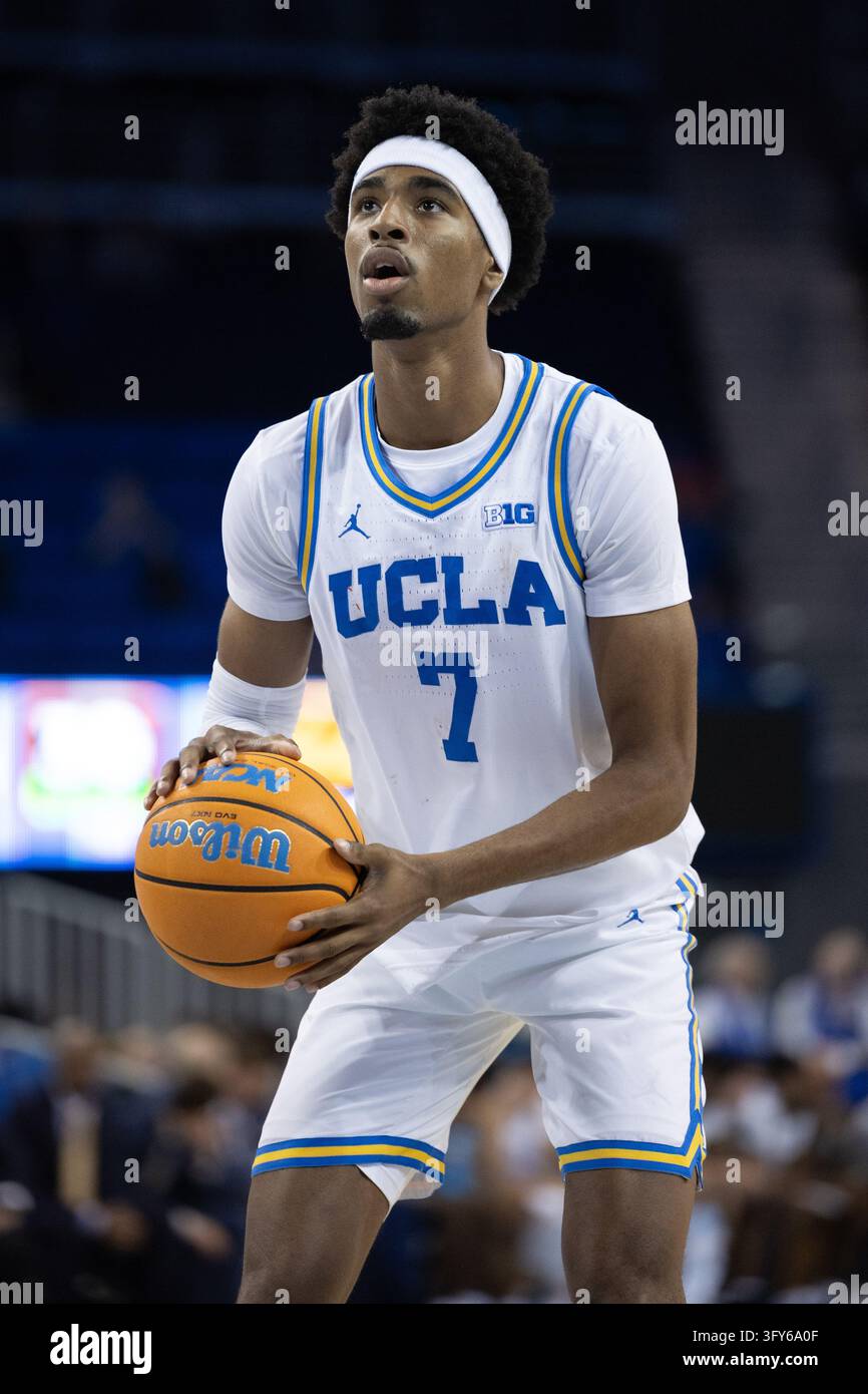 LOS ANGELES, CA - OCTOBER 21: Forward Joe Philon III #7 of the UCLA ...
