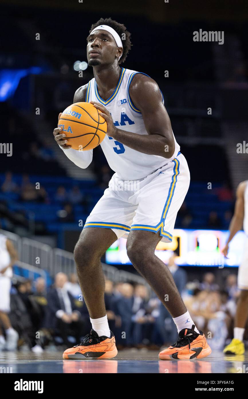 LOS ANGELES, CA - OCTOBER 21: Forward Eric Dailey Jr. #3 of the UCLA ...