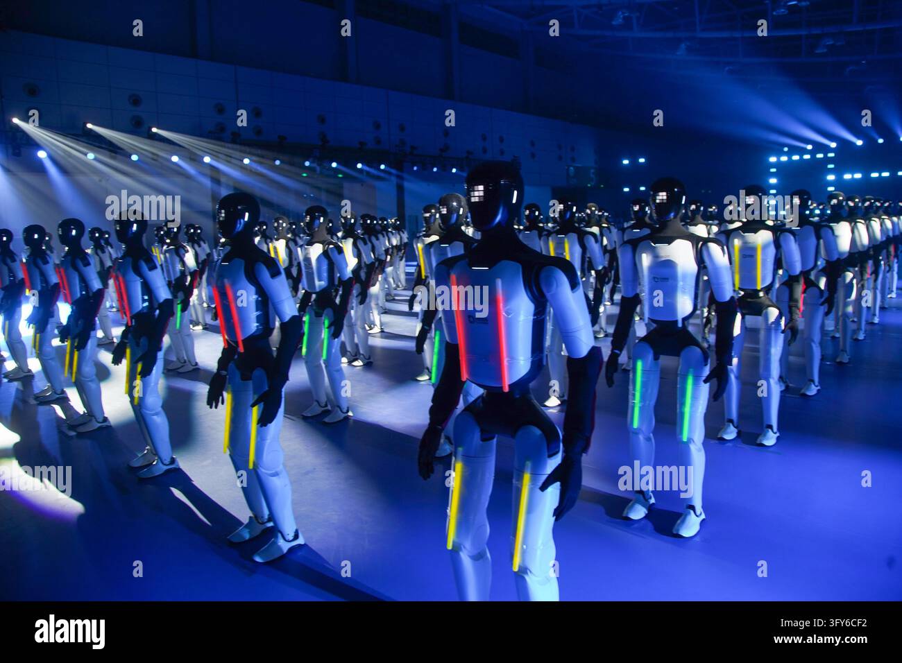 A total of 110 domestically produced humanoid robots performed a ...