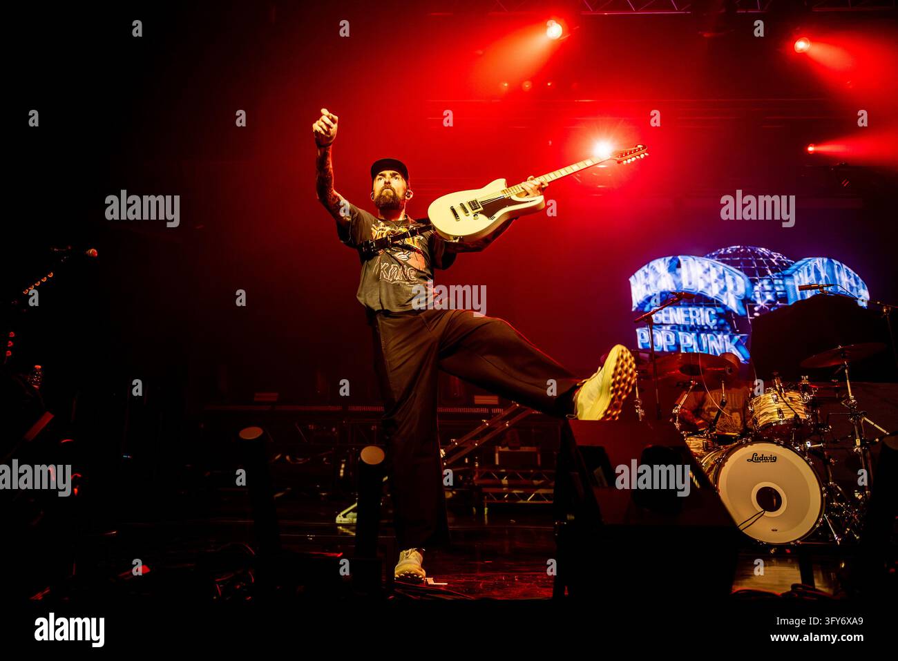 Simple Communiations Plan Image IPA90203430 - Matt West of Neck Deep during Neck Deep's opening act for ...