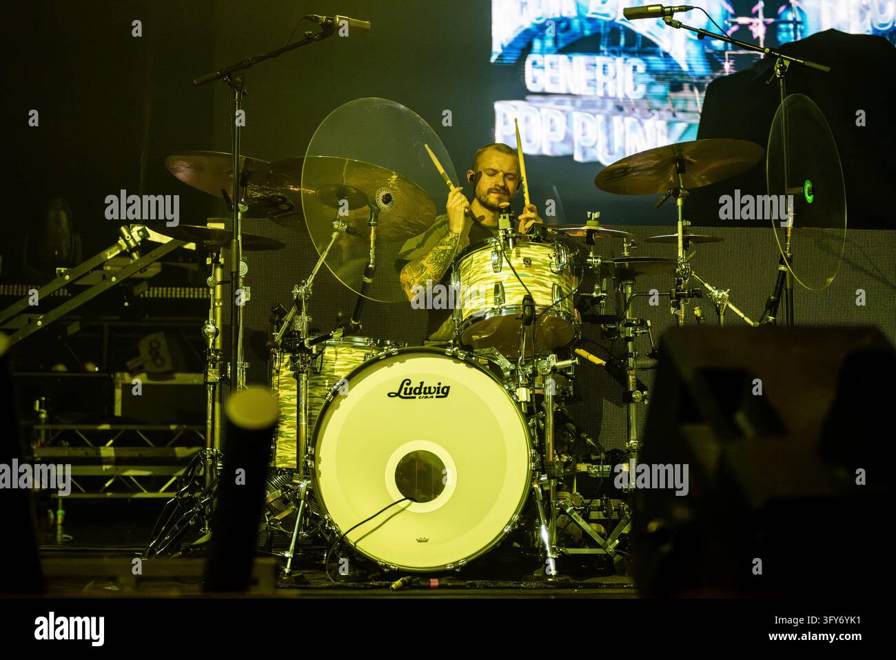 Simple Communiations Plan Image IPA90203424 - Matt Powles of Neck Deep during Neck Deep's opening act ...