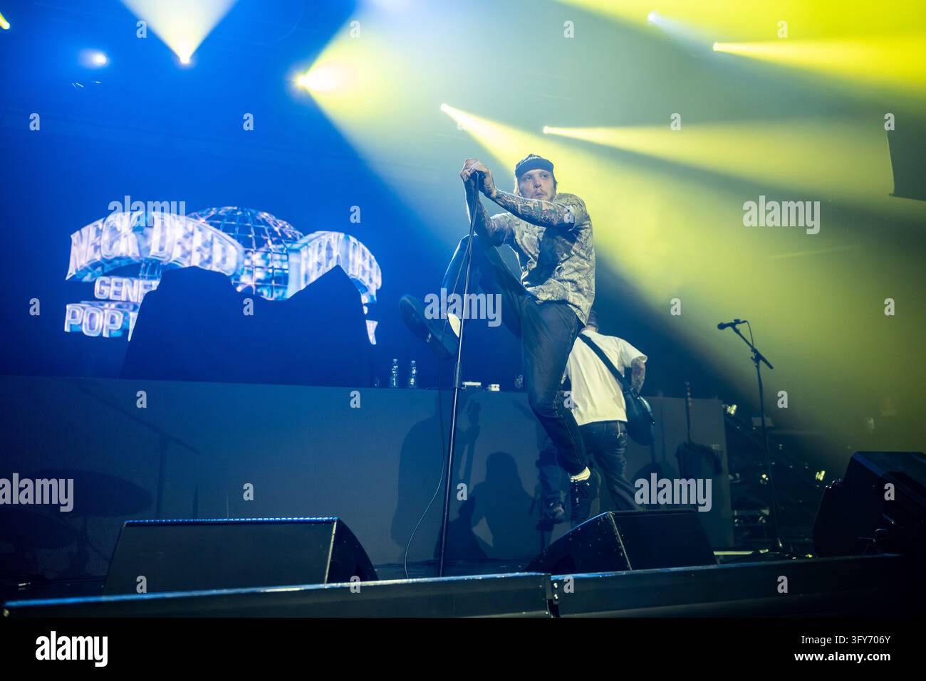 Simple Communiations Plan Image IPA90203426 - Ben Barlow of Neck Deep during Neck Deep's opening act ...