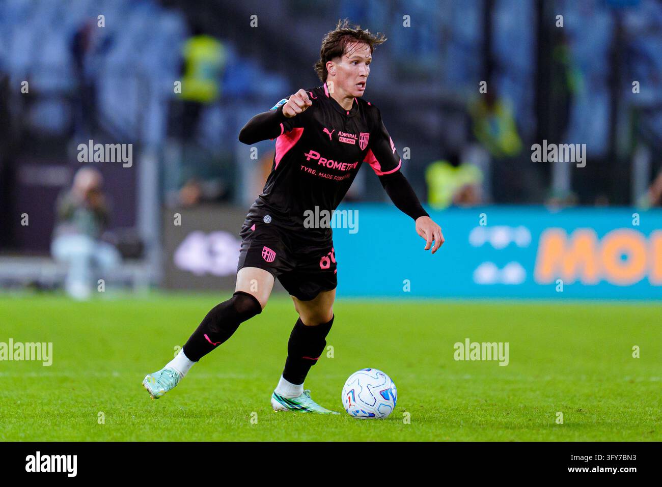 Giovanni Fabbian of Parma Calcio 1913 in action during the Serie A ...