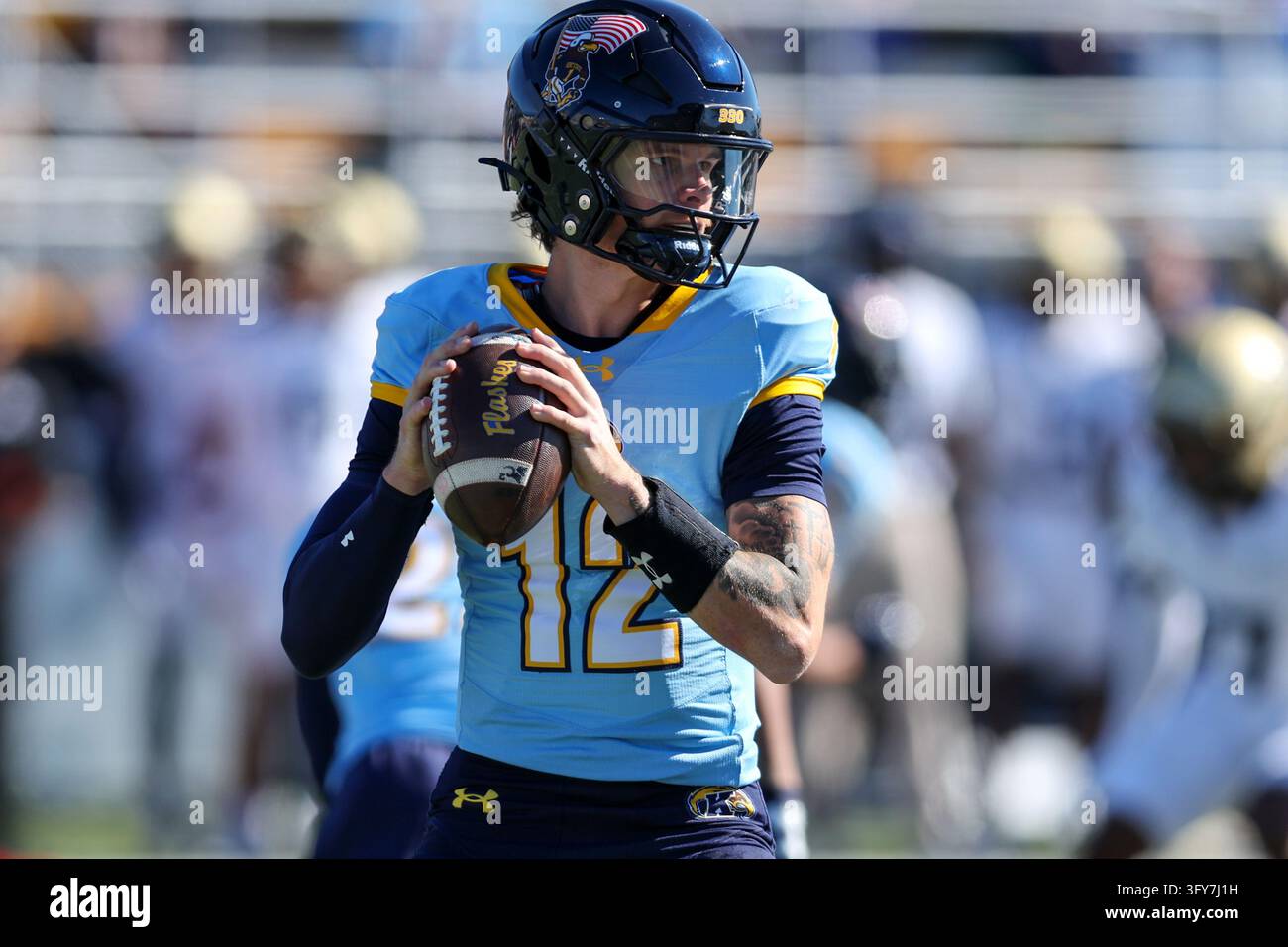KENT, OH - OCTOBER 24: Kent State Golden Flashes quarterback Dru ...