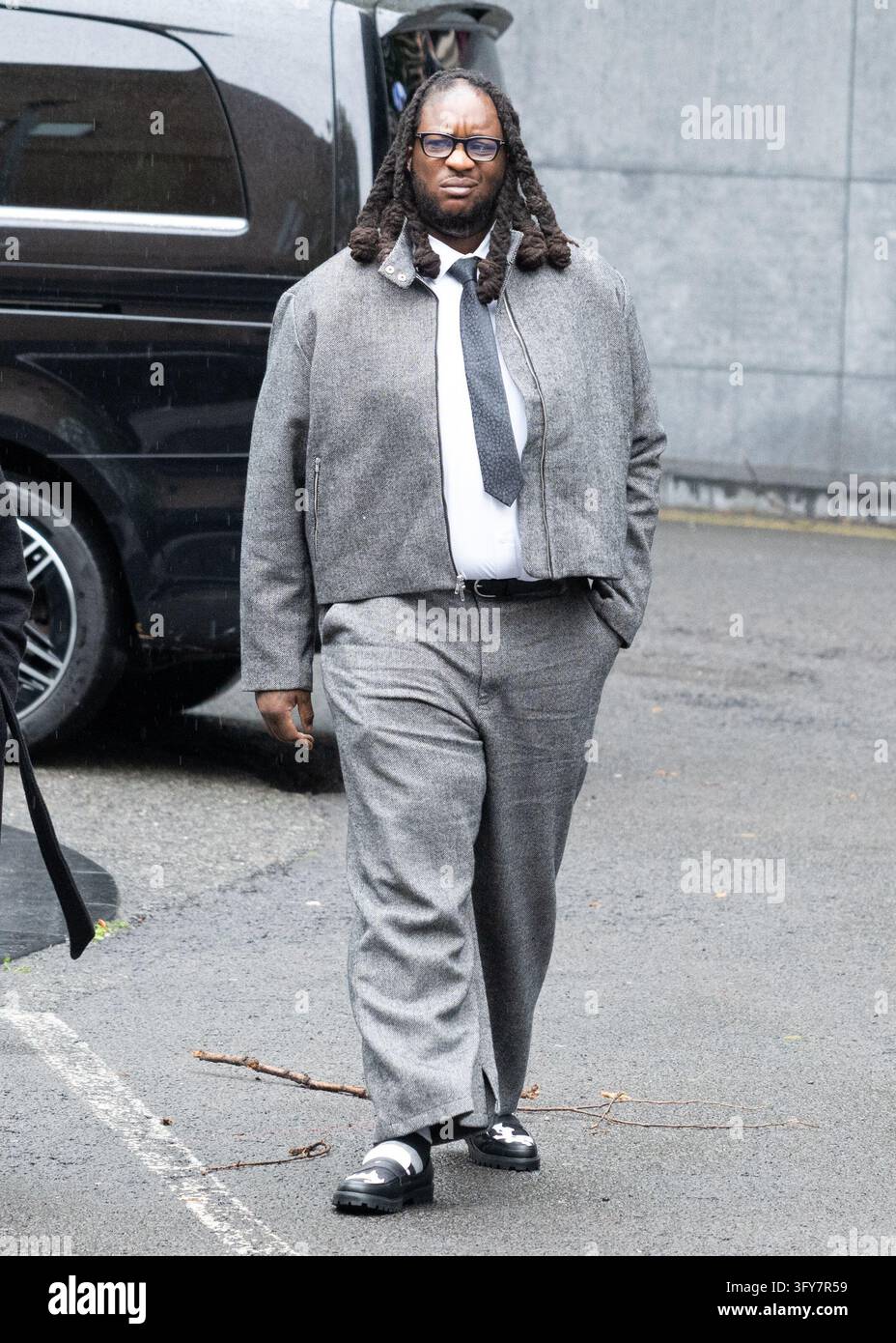 Omololu Akinlolu arrives at Southwark Crown Court in London, England ...