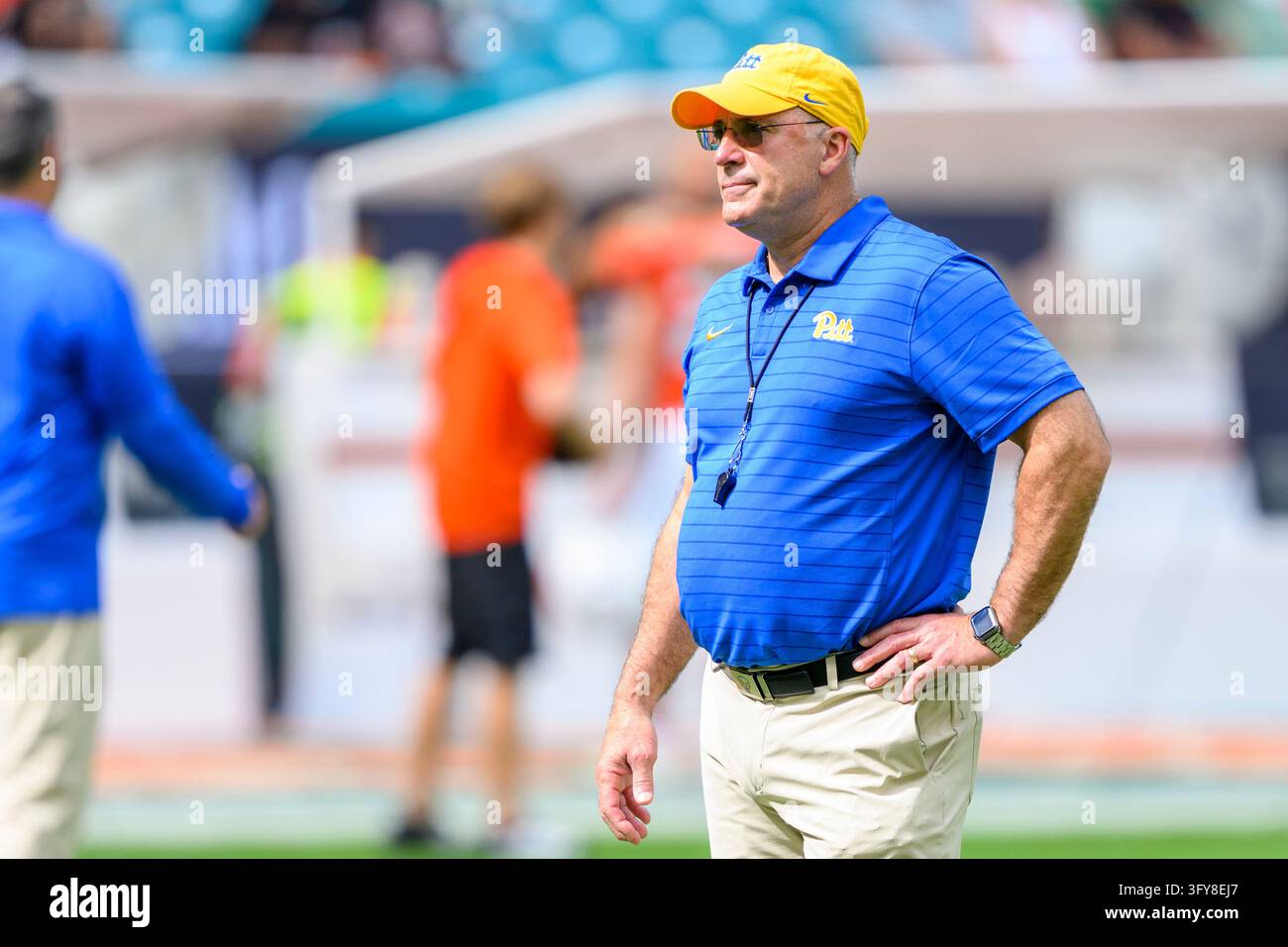 MIAMI GARDENS, FL - OCTOBER 24: Pittsburgh Panthers head coach Pat ...