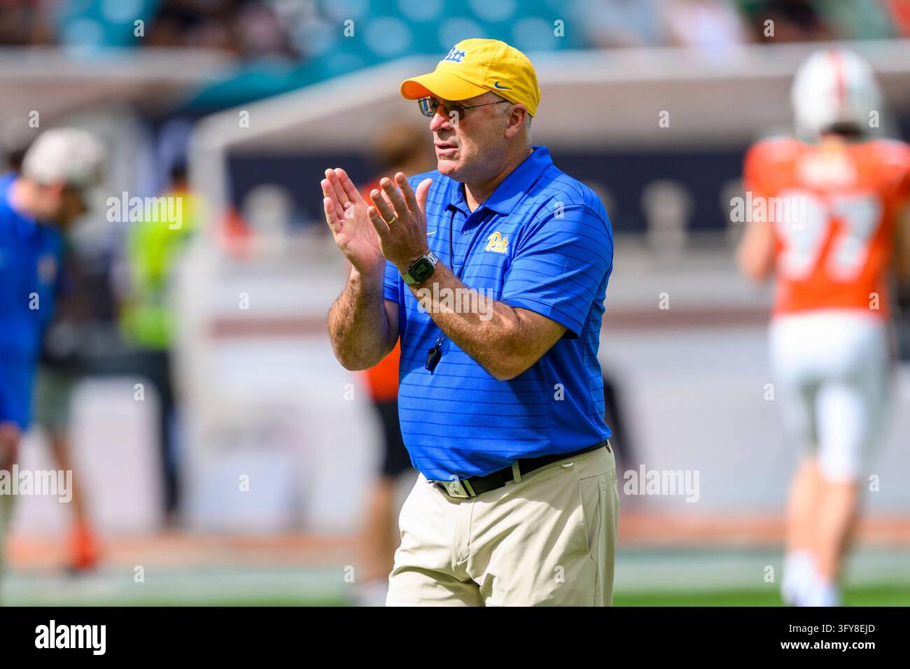 MIAMI GARDENS, FL - OCTOBER 24: Pittsburgh Panthers head coach Pat ...