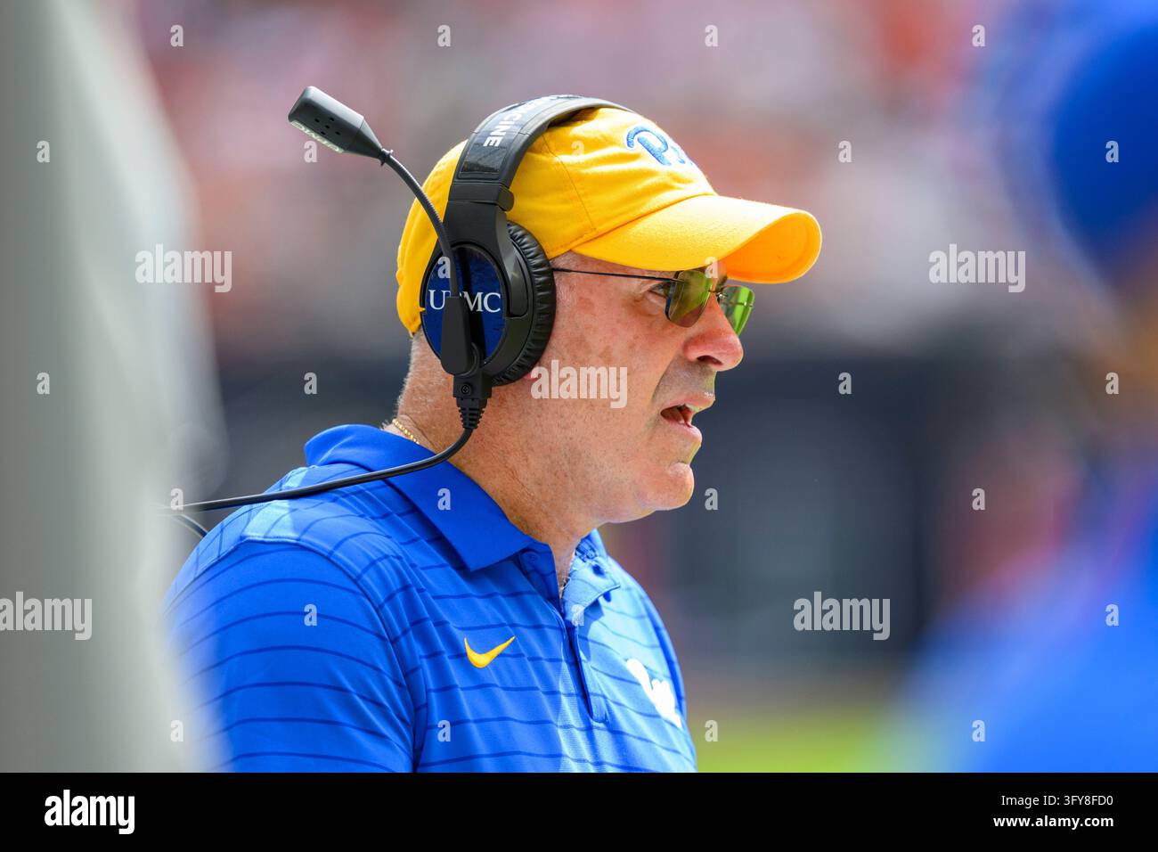MIAMI GARDENS, FL - OCTOBER 24: Pittsburgh Panthers head coach Pat ...