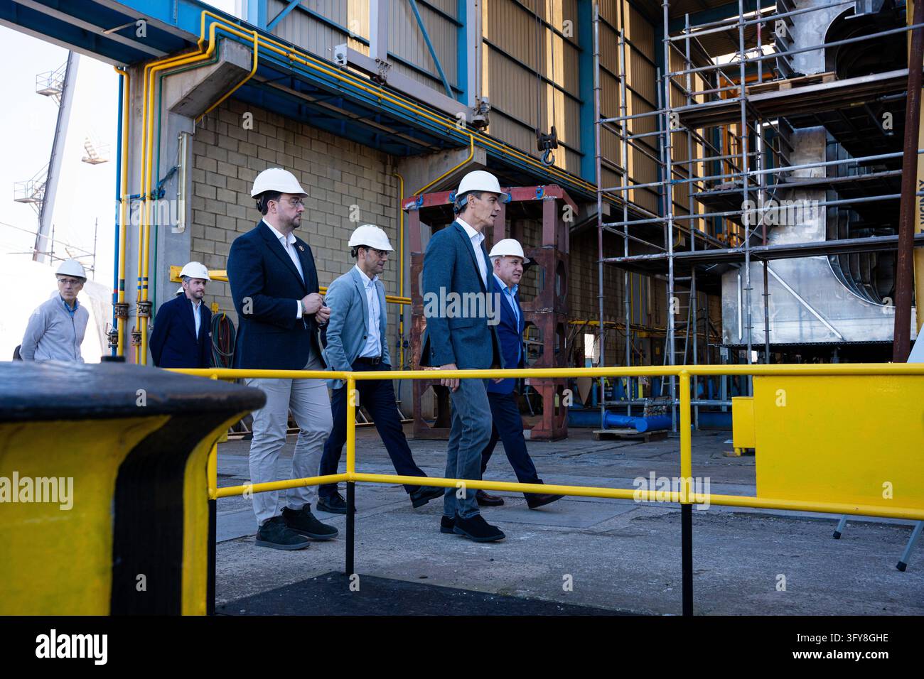 The Prime Minister, Pedro Sánchez, and the President of the ...