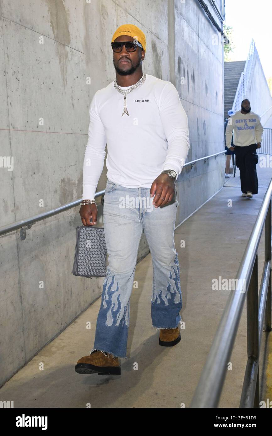 Jacobs Vector Tennessee Titans defensive end Jacob Martin (57) arrives for an NFL ...