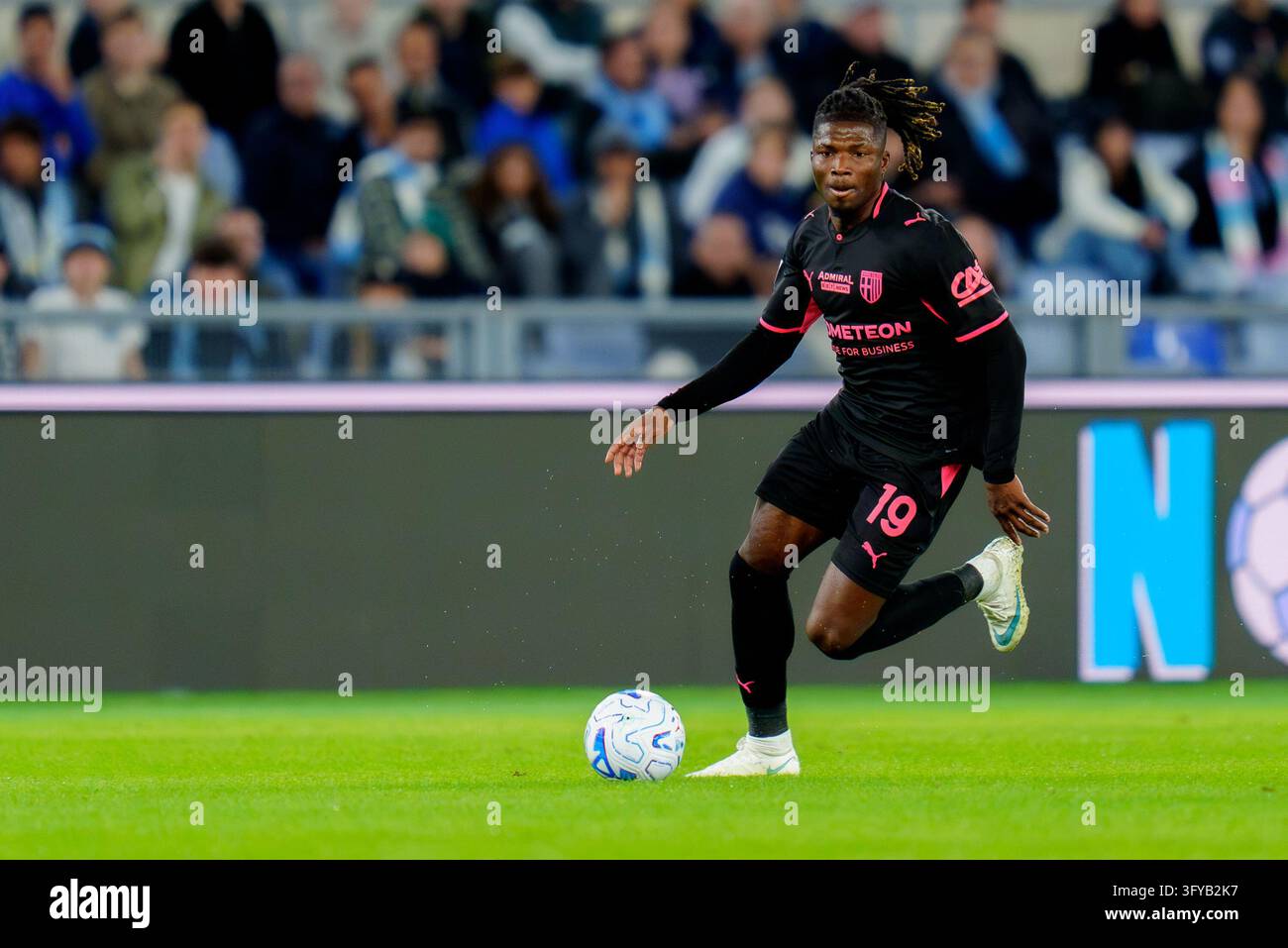 El Bilal Toure of Parma Calcio 1913 in action during the Serie A ...