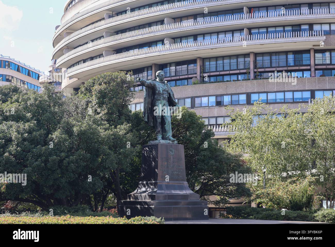 For President Vector WASHINGTON, DC, USA. The monument dedicated to former Mexican President ...