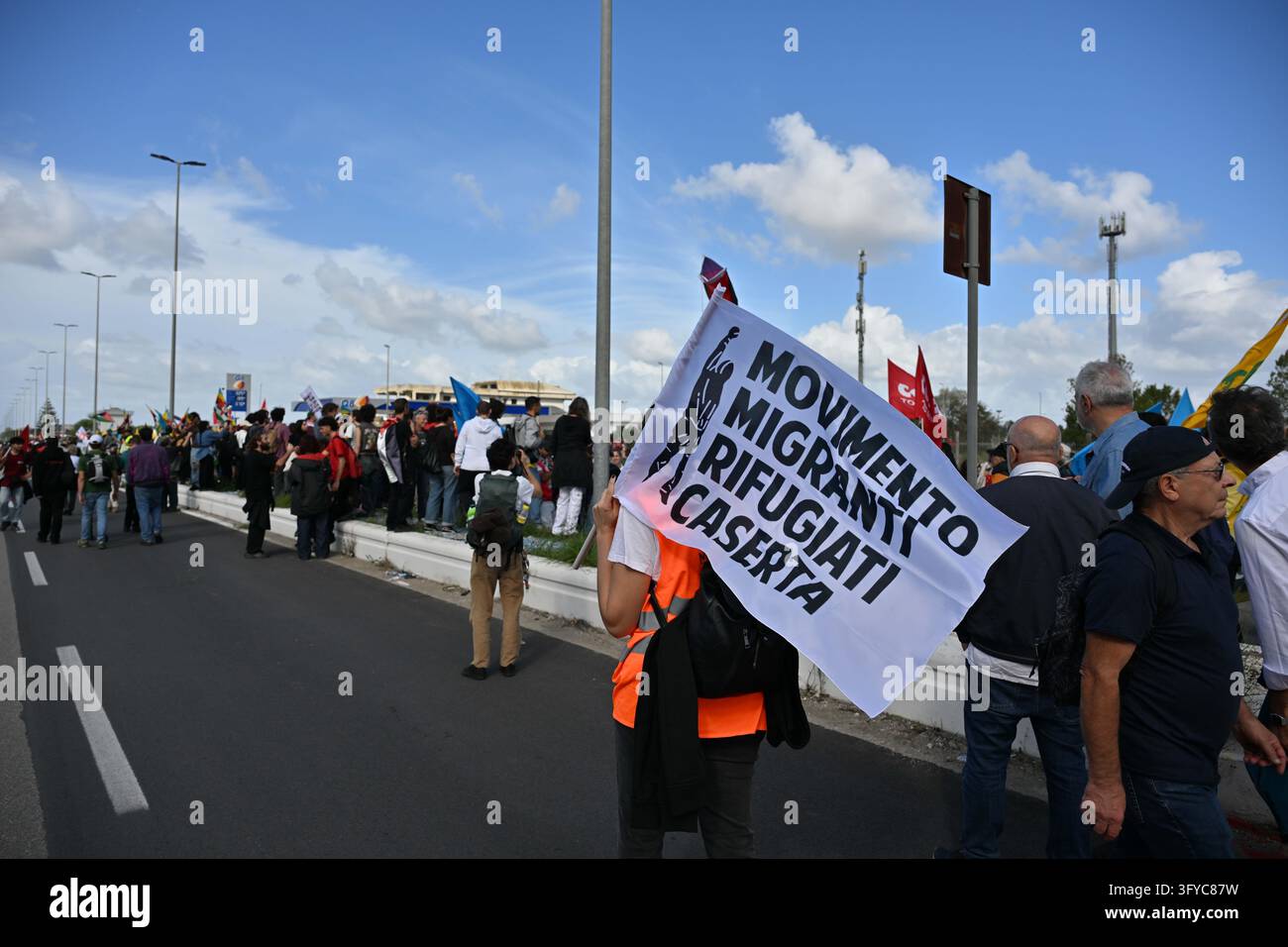 IPA90221992 - Castel Volturno (Ce). Protest against the opening of the ...