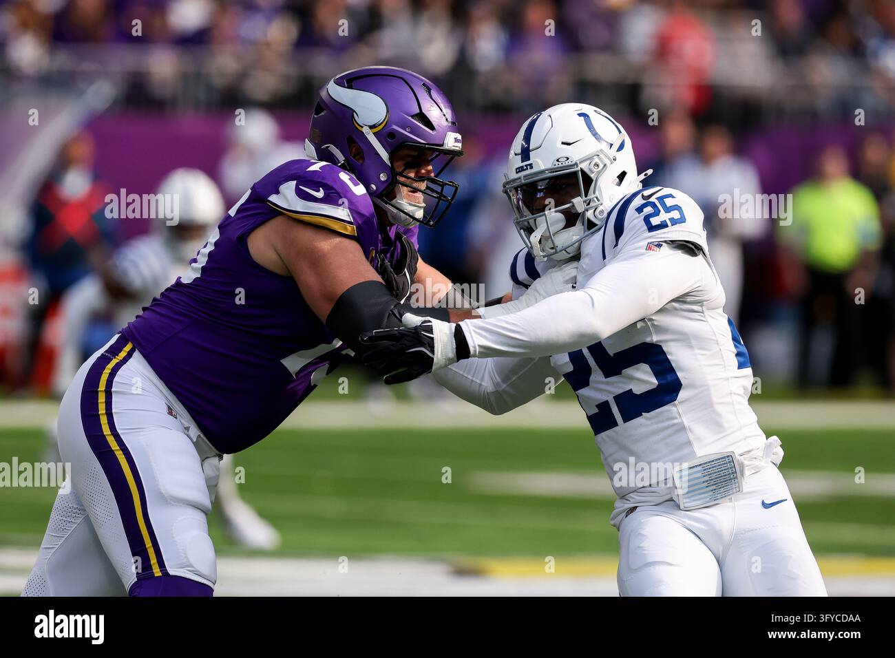 Football Block Image Vector Minnesota Vikings offensive tackle Brian O'Neill (75) blocks ...