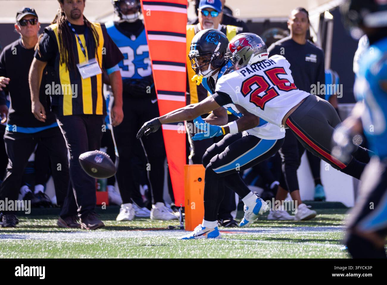 Jacobs Vector Tampa Bay Buccaneers cornerback Jacob Parrish (25) breaks up the pass ...