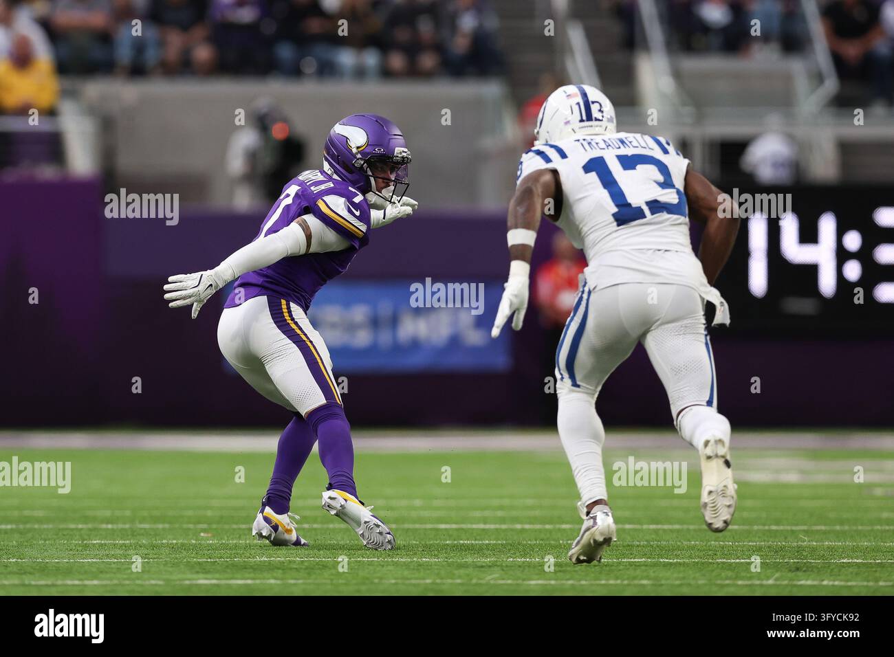 Minnesota Vikings cornerback Byron Murphy Jr. (7) moves down the field ...