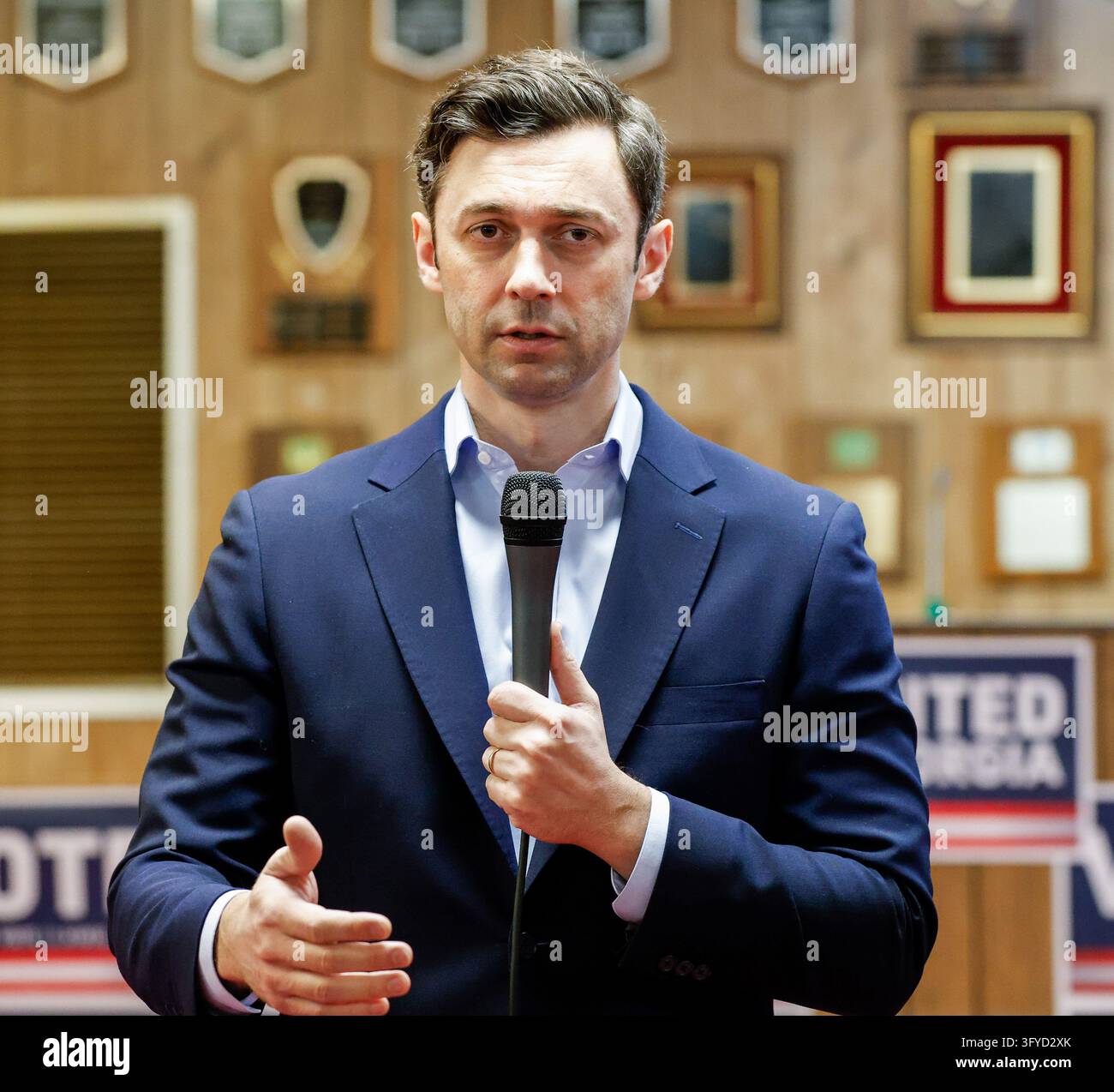 U.S. Senator Jon Ossoff speaks to supporters and local union members ...