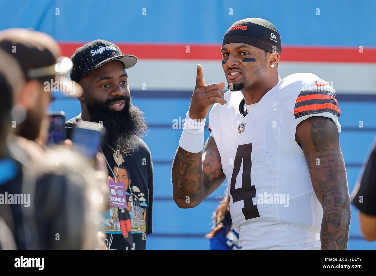 Cleveland Browns quarterback Deshaun Watson (4) talks with fans prior ...