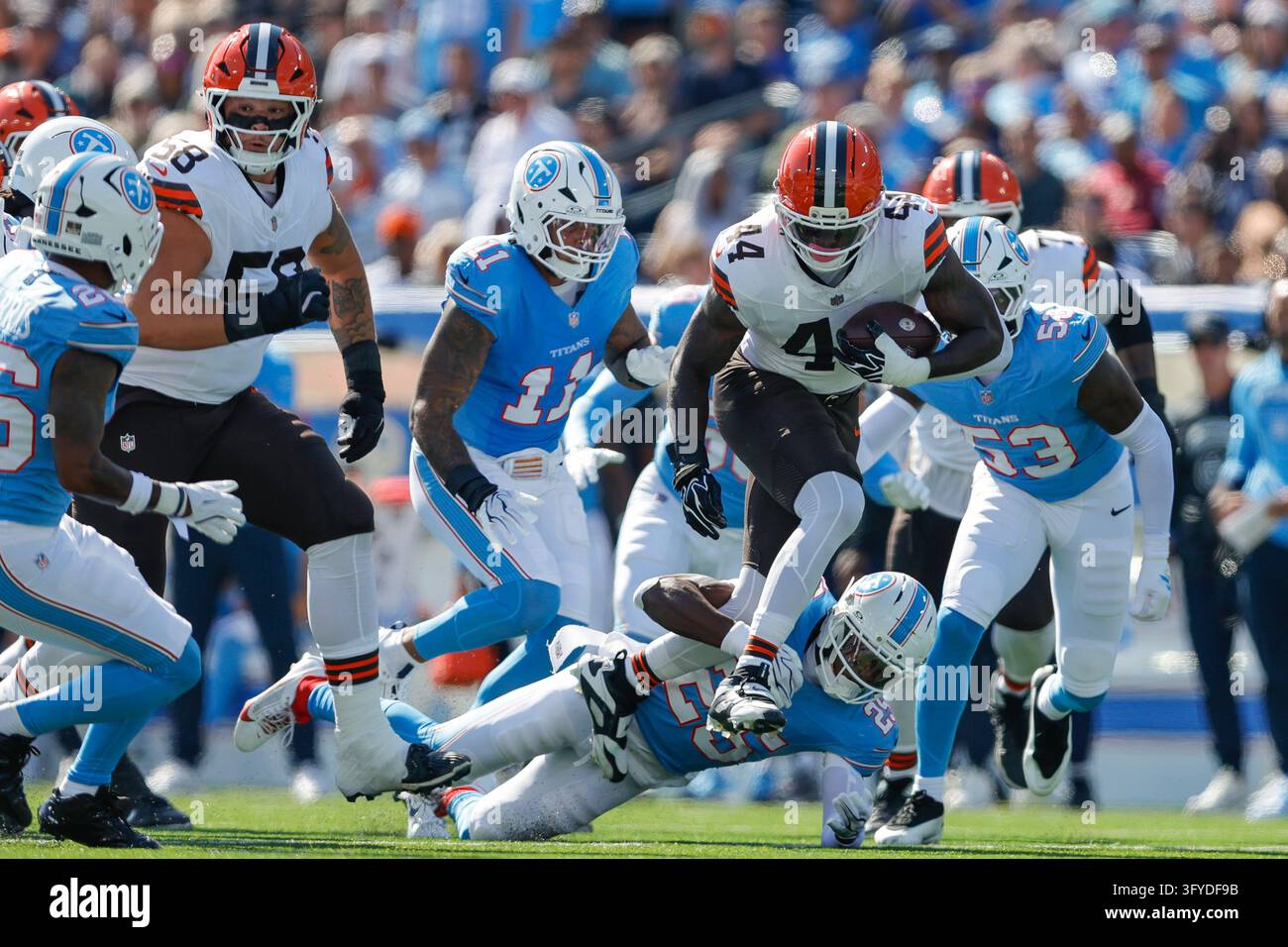 Cleveland Browns tight end Harold Fannin Jr. (44) is tackled by ...