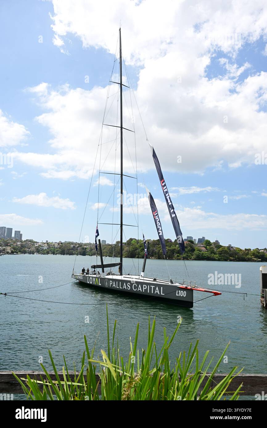 Anthony Bell’s record-breaking, double-line-honours-winning super-maxi ...