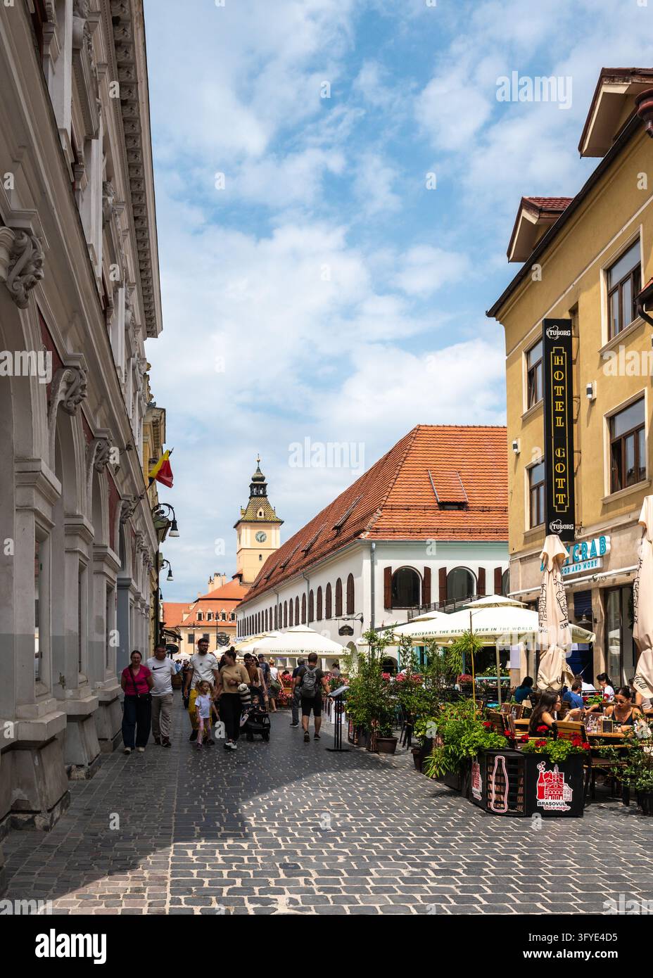 Brașov, Romania - august 13.2026. Busy pedestrian Republici Street ...